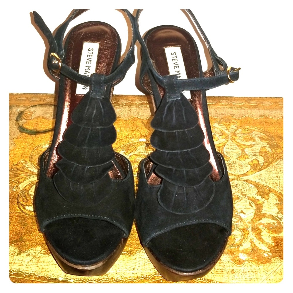 CUTE STEVE MADDEN OPEN TOE HEELS